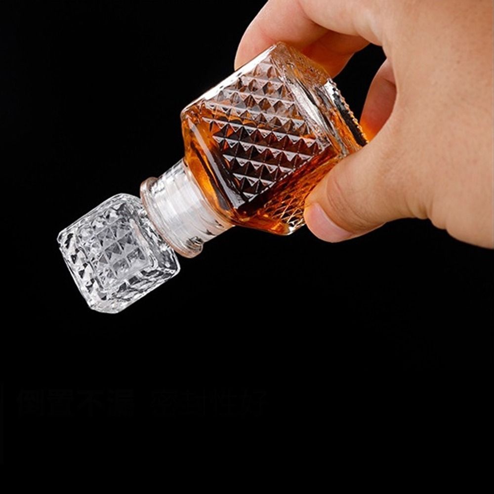 Glass Decanter Whiskey - 1Pcs New With Screw Cap Wine