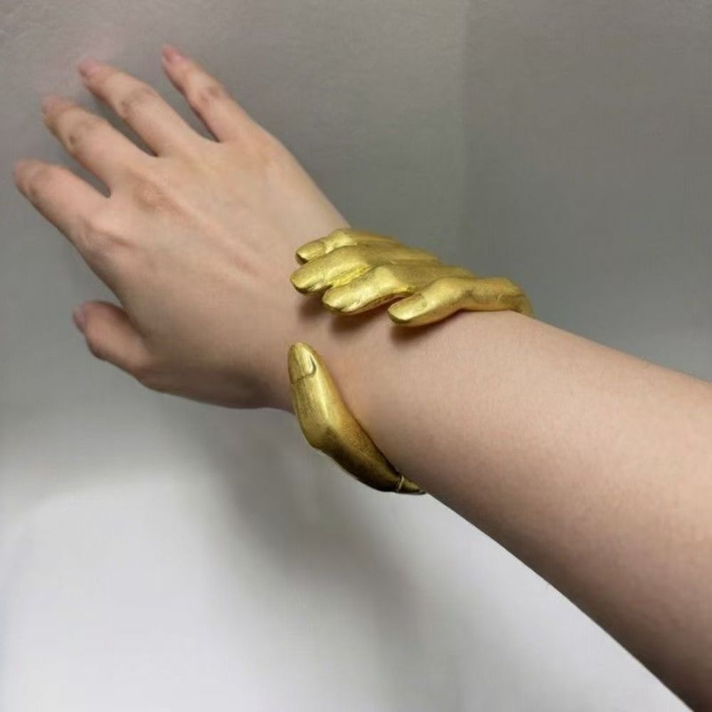 5-Fingered Palm Grip Bracelet  - Luxury Lifestyle Photography ulasan dan harga