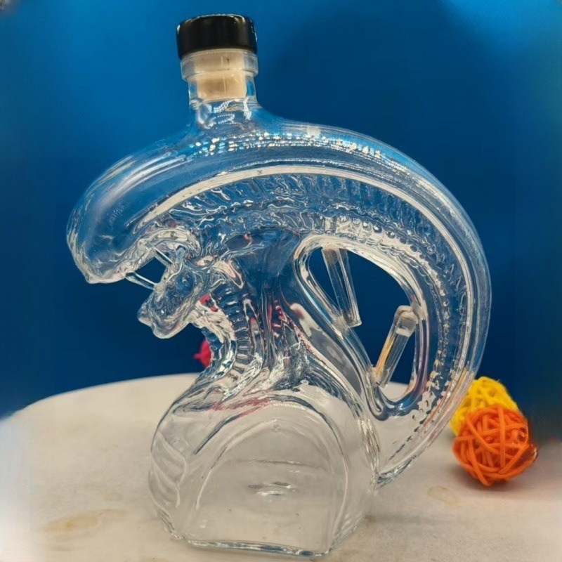 Alien Xenomorph Shaped Whiskey - Glass Decanter Whiskey ulasan dan harga